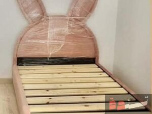 سرير أطفال بحالة جيدة 120 سم